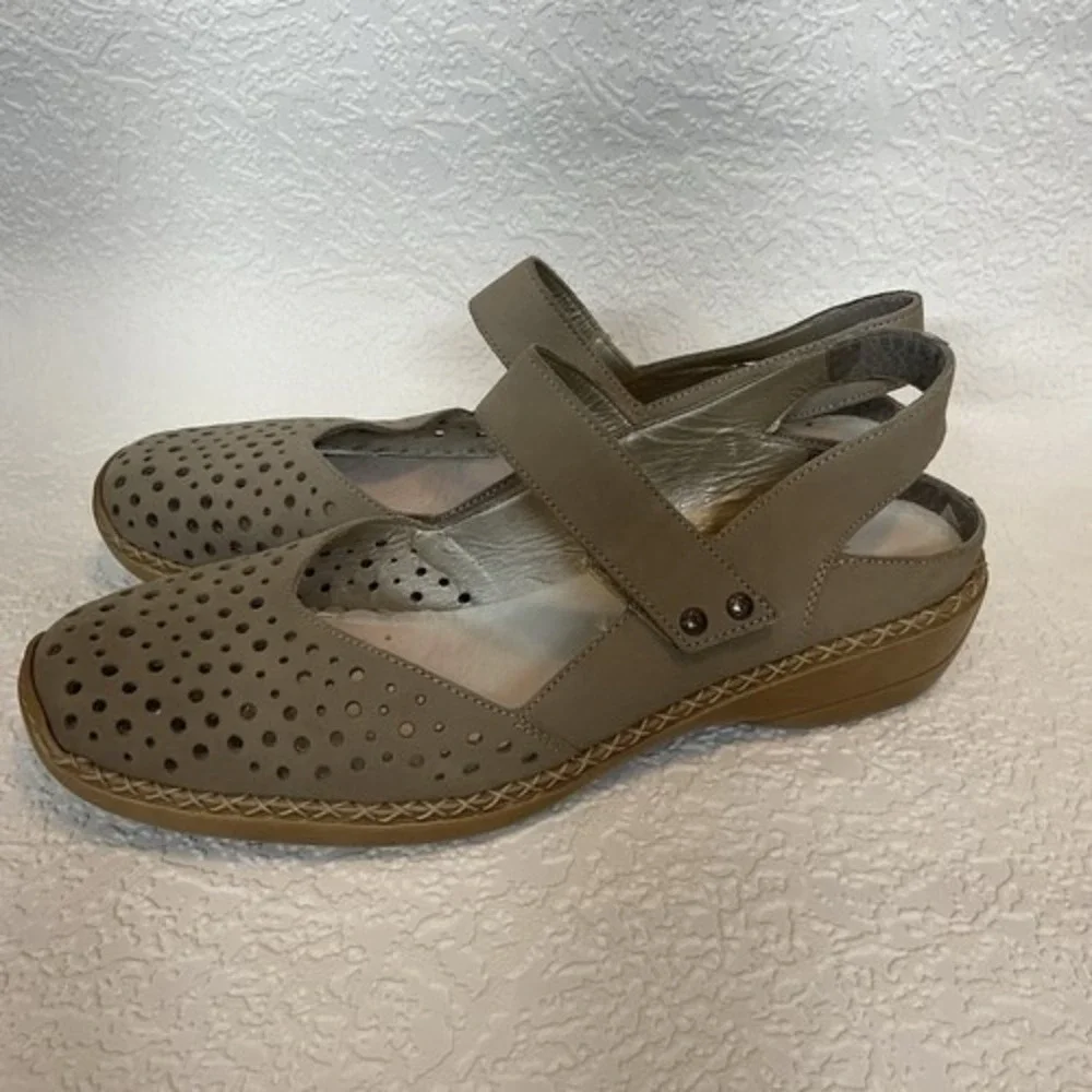 Rieker Tan‎ Closed Toe Slingback Perforated Mary Jane Sandals Women 41/US10-10.5